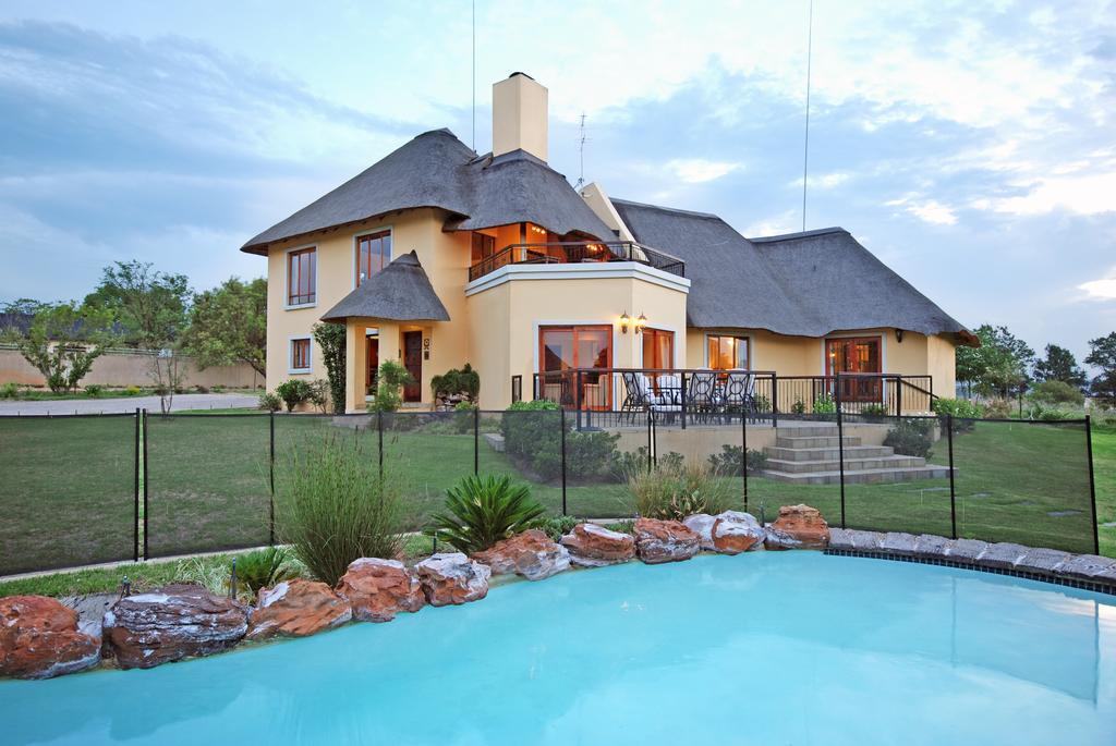 Hoopoe Haven Guest House Chartwell Exterior photo