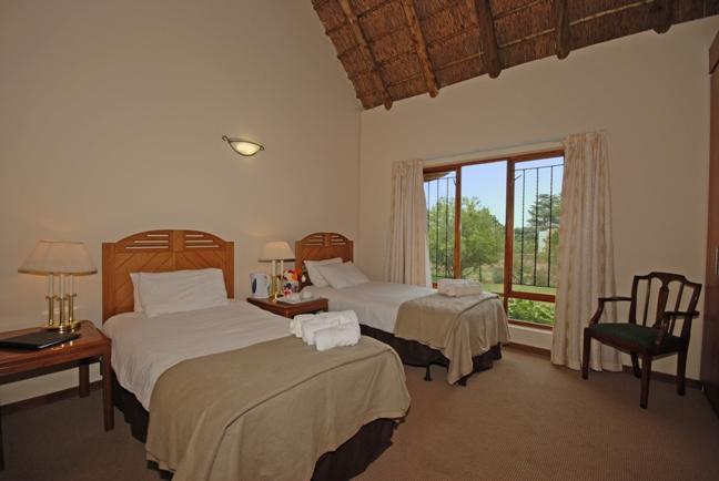 Hoopoe Haven Guest House Chartwell Exterior photo